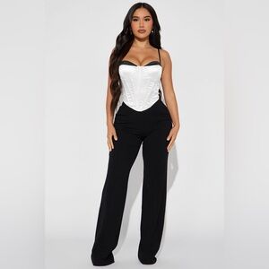 Fashion Nova Wide leg trousers